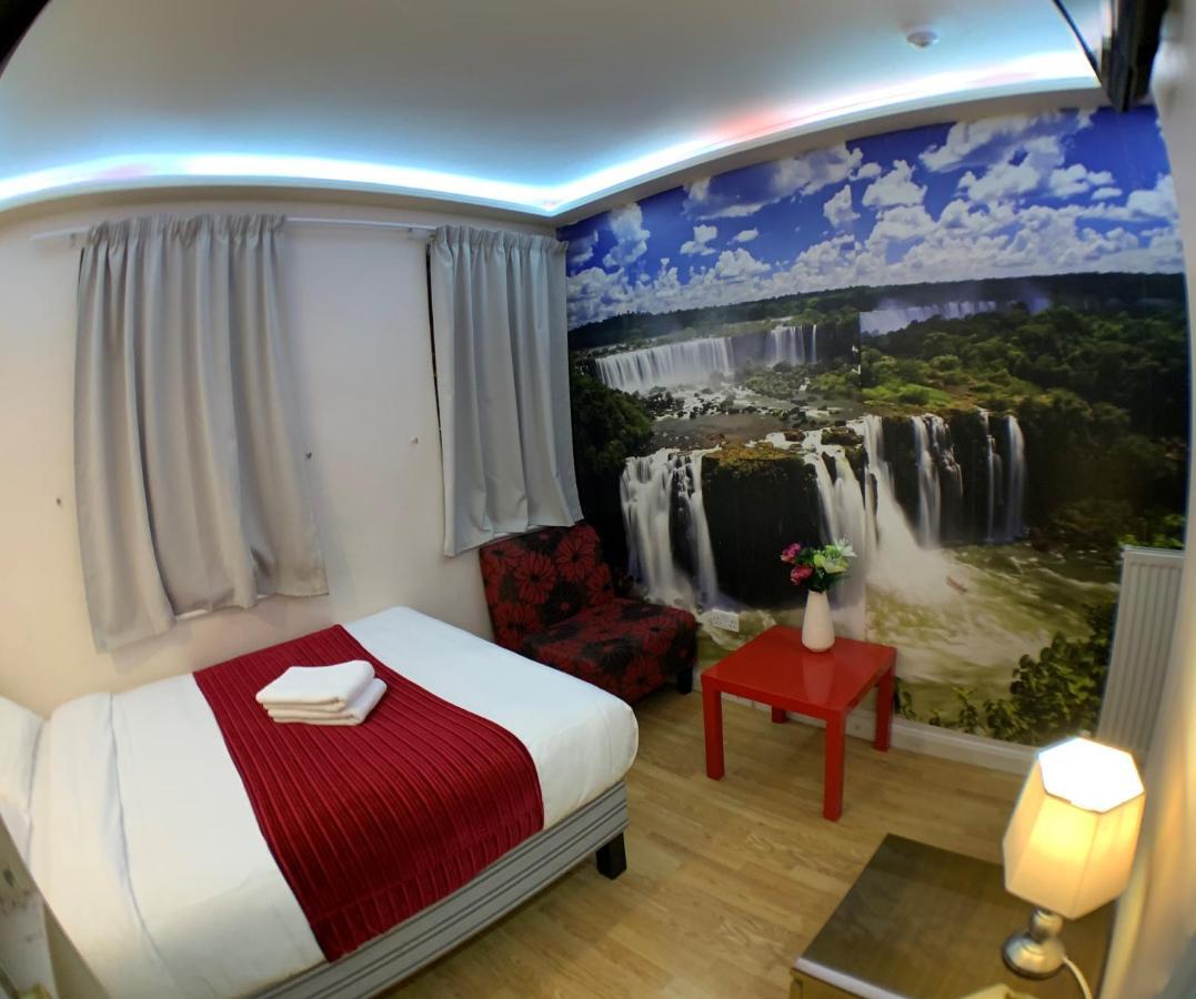 Barking Hotel Ngoại thất bức ảnh